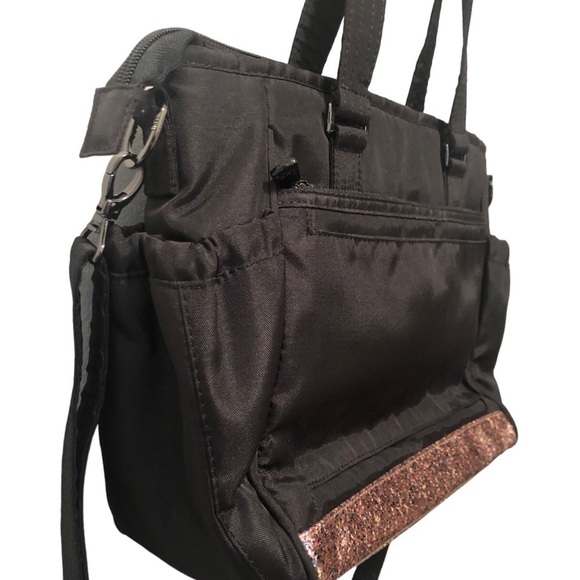 LUG Promenade Nylon Crossbody Bag Black 11X9 Diaper Travel Personal Bag Pockets - Picture 8 of 11